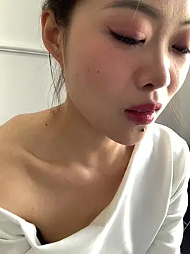 Snapshot of youyou-baby999 chatting on March 11, 2026, 3:56 am youyou-baby999 online show from March 11, 2026, 3:56 am