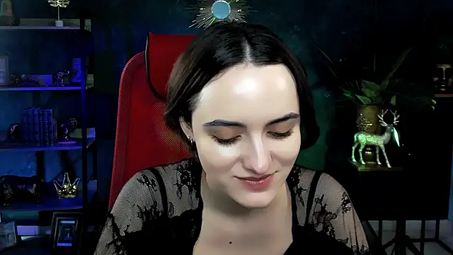 KateWillows online show from February 8, 2026, 4:27 am