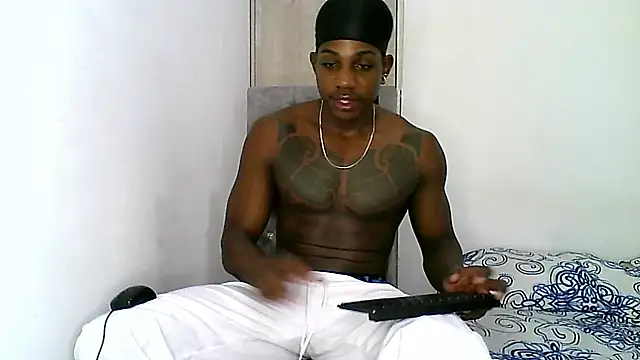 Snapshot of Darktemp_ chatting on December 20, 2025, 3:35 am Darktemp online show from December 20, 2025, 3:35 am