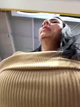 Snapshot of SofhiaTaylor chatting on February 9, 2026, 7:40 pm SofhiaTaylor online show from February 9, 2026, 7:40 pm