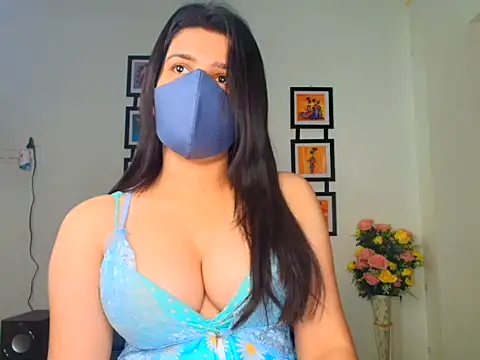 Snapshot of magical_ishika chatting on December 1, 2025, 8:19 am magical ishika online show from December 1, 2025, 8:19 am