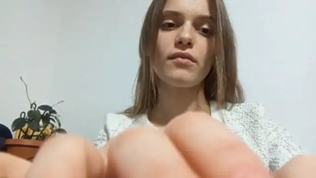 Snapshot of MildredVillareal chatting on December 16, 2025, 3:06 pm MildredVillareal online show from December 16, 2025, 3:06 pm