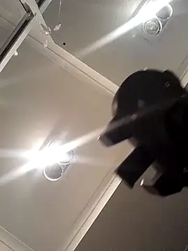 cumplaywitme1991 online show from December 15, 2025, 3:49 pm