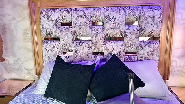 Snapshot of emily_dempsey chatting on February 17, 2026, 7:09 pm emily dempsey online show from February 17, 2026, 7:09 pm