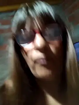 Snapshot of SsarayySan chatting on November 29, 2025, 4:15 am SsarayySan online show from November 29, 2025, 4:15 am