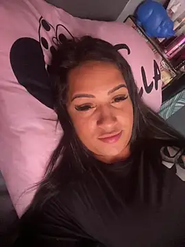 Snapshot of larysinha chatting on December 1, 2025, 5:51 pm larysinha online show from December 1, 2025, 5:51 pm