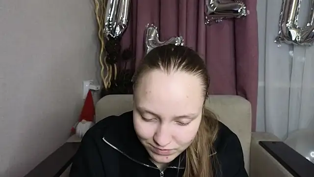 Snapshot of BibiStapler chatting on February 28, 2026, 8:10 pm BibiStapler online show from February 28, 2026, 8:10 pm