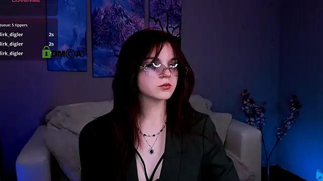 Snapshot of mikameovv chatting on January 9, 2026, 8:43 pm mikameovv online show from January 9, 2026, 8:43 pm