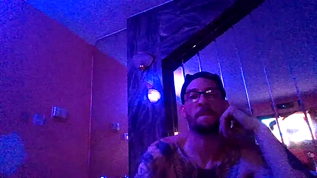 Snapshot of Mcpipington_Fun chatting on December 19, 2025, 12:45 pm Mcpipington Fun online show from December 19, 2025, 12:45 pm