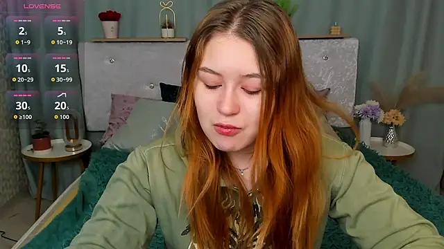 Snapshot of MilanaXHoney chatting on February 6, 2026, 12:48 am MilanaXHoney online show from February 6, 2026, 12:48 am