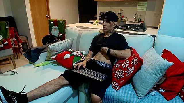 Snapshot of liorvante chatting on December 18, 2025, 3:23 am liorvante online show from December 18, 2025, 3:23 am