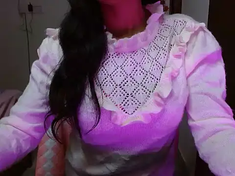 Snapshot of Khushiii_ chatting on December 14, 2025, 6:19 am Khushiii online show from December 14, 2025, 6:19 am