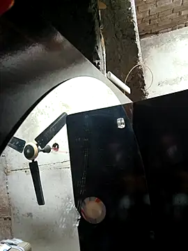 Snapshot of Mahi-Aman chatting on December 14, 2025, 7:03 am Mahi-Aman online show from December 14, 2025, 7:03 am