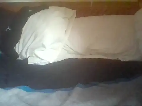 Snapshot of livhuwanie chatting on February 5, 2026, 2:33 pm livhuwanie online show from February 5, 2026, 2:33 pm