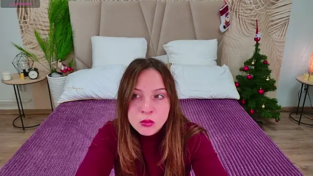 Snapshot of lindapierse chatting on December 17, 2025, 7:14 am lindapierse online show from December 17, 2025, 7:14 am