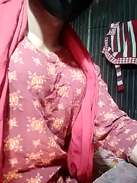 qeen3321 online show from December 14, 2025, 5:24 am