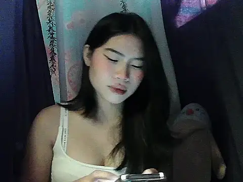 Allysonxx05 online show from February 13, 2026, 1:23 am