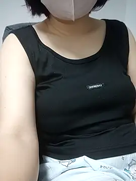 Snapshot of miniiceyya chatting on February 12, 2026, 5:41 pm miniiceyya online show from February 12, 2026, 5:41 pm