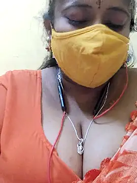 Snapshot of Thanmaya22 chatting on December 17, 2025, 3:07 pm Thanmaya22 online show from December 17, 2025, 3:07 pm