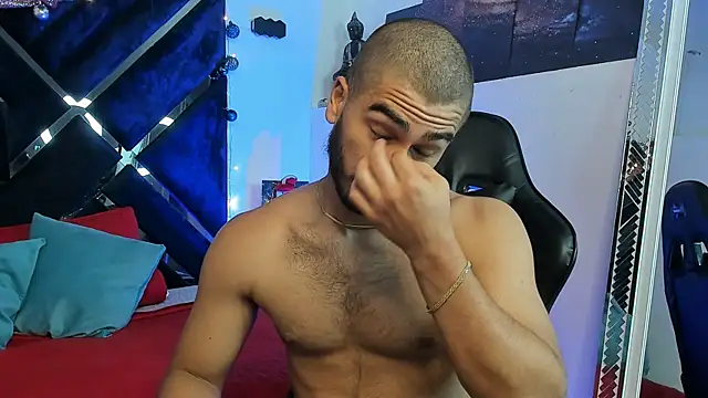 Snapshot of Franco_banderas chatting on December 15, 2025, 12:53 pm Franco banderas online show from December 15, 2025, 12:53 pm