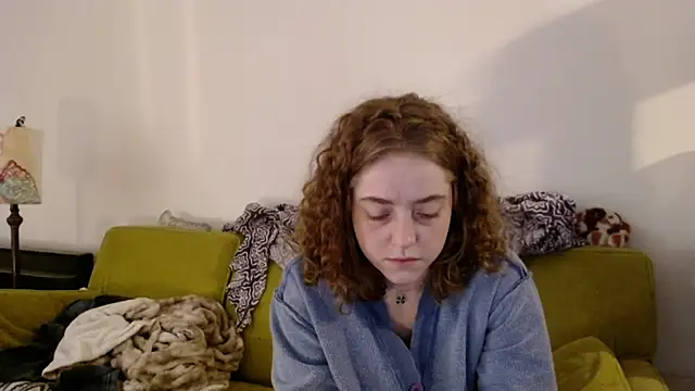 Snapshot of DeliaBlew chatting on December 15, 2025, 2:10 pm DeliaBlew online show from December 15, 2025, 2:10 pm