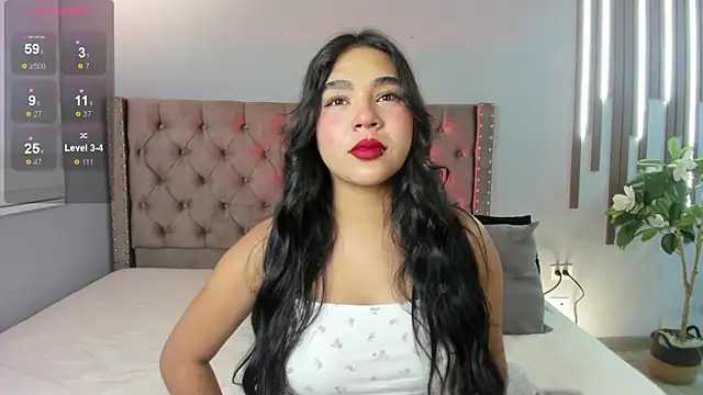 Snapshot of Mylarossi chatting on December 4, 2025, 12:25 pm Mylarossi online show from December 4, 2025, 12:25 pm