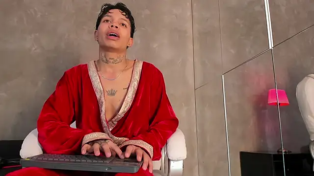 Renzo Dogan online show from December 15, 2025, 7:18 pm