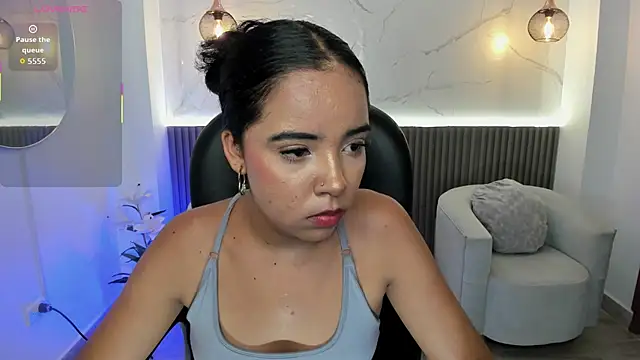 alana martiins online show from July 8, 2026, 7:07 pm