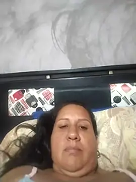 NenaCarters online show from December 3, 2025, 9:29 am