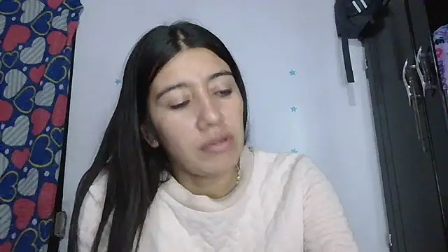 TaylorLove- online show from December 4, 2025, 11:46 pm