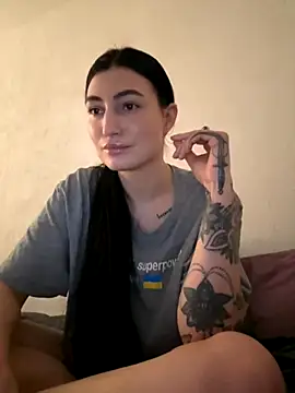 Snapshot of Ruby_yy chatting on December 2, 2025, 6:03 pm Ruby yy online show from December 2, 2025, 6:03 pm