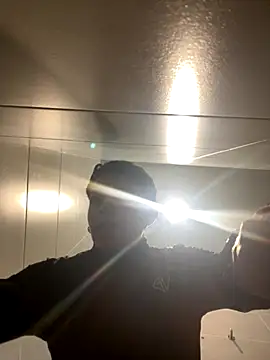 Matias 016 online show from December 1, 2025, 8:03 pm