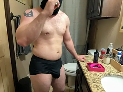 Snapshot of MaskNPlay chatting on March 18, 2026, 2:26 am MaskNPlay online show from March 18, 2026, 2:26 am