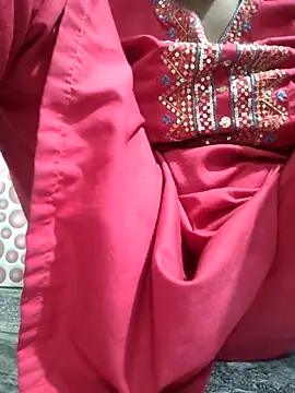 Snapshot of Renababy4567 chatting on December 5, 2025, 5:16 am Renababy4567 online show from December 5, 2025, 5:16 am