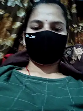 Snapshot of RADHIKA-1143 chatting on December 16, 2025, 6:24 pm RADHIKA-1143 online show from December 16, 2025, 6:24 pm