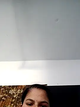 Snapshot of RADHIKA-1143 chatting on December 17, 2025, 9:15 am RADHIKA-1143 online show from December 17, 2025, 9:15 am