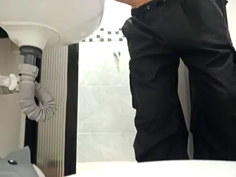 Snapshot of am_cvo1824 chatting on November 30, 2025, 9:08 pm am cvo1824 online show from November 30, 2025, 9:08 pm