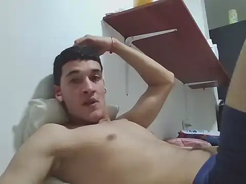 Snapshot of am_cvo1824 chatting on December 4, 2025, 12:31 am am cvo1824 online show from December 4, 2025, 12:31 am