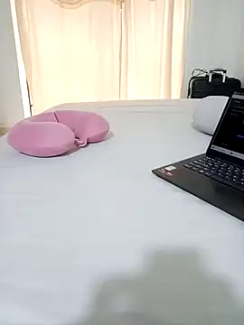 Snapshot of am_cvo1824 chatting on December 15, 2025, 8:57 pm am cvo1824 online show from December 15, 2025, 8:57 pm