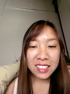 Snapshot of Minsssa20 chatting on December 15, 2025, 5:23 am Minsssa20 online show from December 15, 2025, 5:23 am