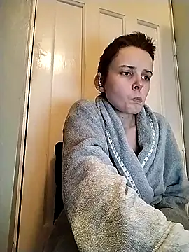 Snapshot of Amy01112 chatting on February 3, 2026, 7:08 pm Amy01112 online show from February 3, 2026, 7:08 pm