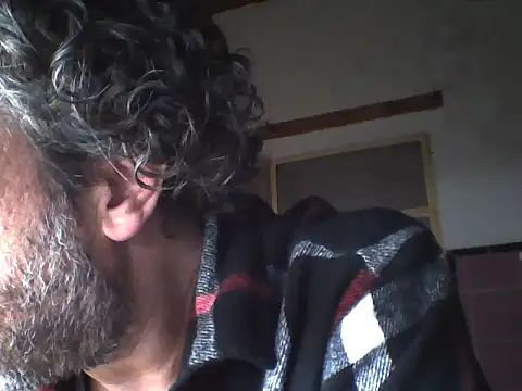 Snapshot of Petebulimia chatting on January 10, 2026, 11:42 pm Petebulimia online show from January 10, 2026, 11:42 pm