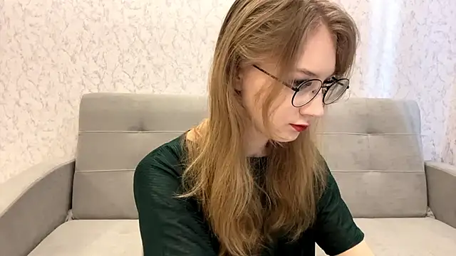 Snapshot of MargyDejong chatting on March 15, 2026, 9:04 am MargyDejong online show from March 15, 2026, 9:04 am