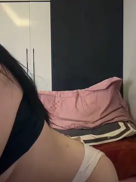 Snapshot of MGirlCute chatting on December 13, 2025, 8:58 pm MGirlCute online show from December 13, 2025, 8:58 pm