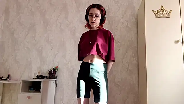 LinaWatter online show from December 15, 2025, 8:51 am