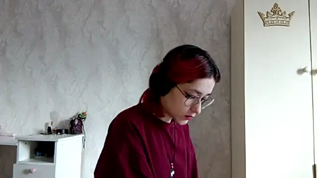 LinaWatter online show from December 16, 2025, 8:30 am