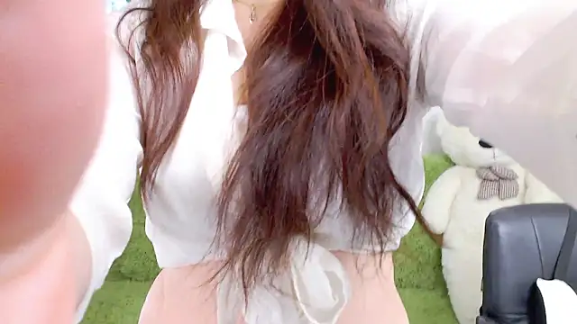 Snapshot of AlinaEleven chatting on February 9, 2026, 10:58 pm AlinaEleven online show from February 9, 2026, 10:58 pm