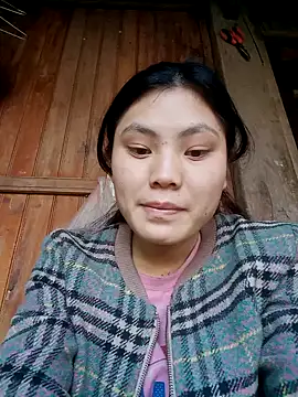 Snapshot of Hilary-123 chatting on December 22, 2025, 2:30 am Hilary-123 online show from December 22, 2025, 2:30 am