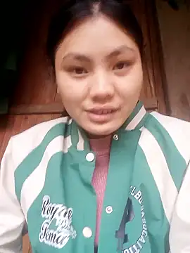 Snapshot of Hilary-123 chatting on January 8, 2026, 1:41 am Hilary-123 online show from January 8, 2026, 1:41 am