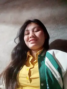 Snapshot of Hilary-123 chatting on January 11, 2026, 1:32 am Hilary-123 online show from January 11, 2026, 1:32 am